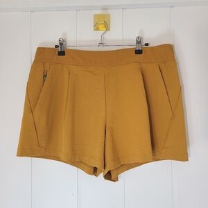 Athleta Shorts | Athleta Textured Brooklyn Short Size 14